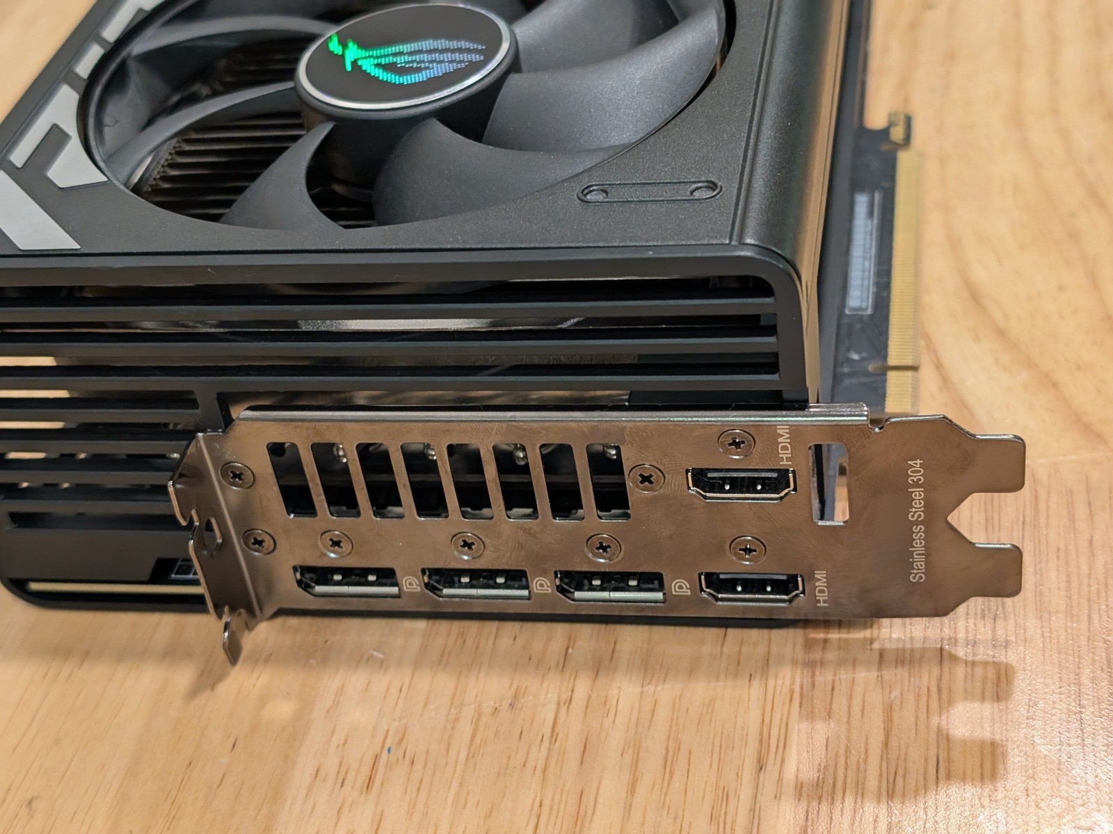 عرض مميز: كارت شاشة ASUS ROG S - مراجعة Graphics Card 24Gb Gddr6X وسعره