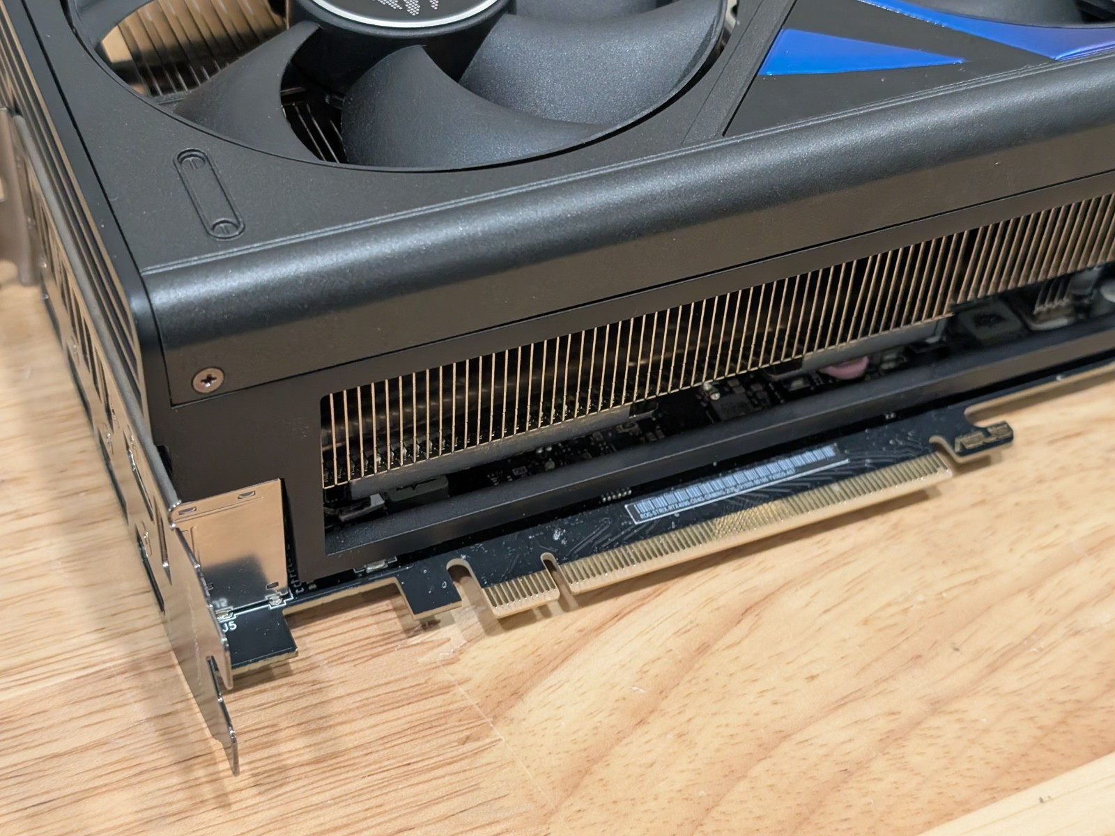 أفضل عرض من BH: كرت شاشة ASUS  - مراجعة Rtx 4090 24Gb Gddr6X وسعره